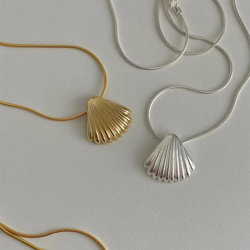 Wholesale Beach Shell Titanium Steel Plating Pendant Necklace