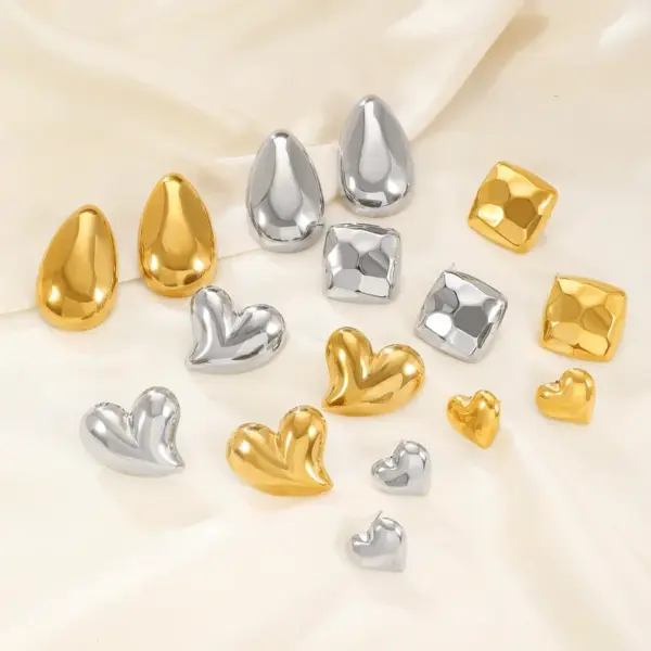 Wholesale 304 Stainless Steel Water Droplets PVD Coated 18K Gold Plated Simple Style Classic Style Waterproof Non Tarnish Gold Silver Ear Studs