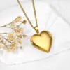 Wholesale PVD Coated Real Gold Plated Square Oval Heart Shape 304 Stainless Steel Vintage Style Classic Style Waterproof Non Tarnish 304 Stainless Steel Pendant Necklace
