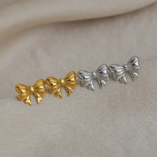 Wholesale PVD Coated Real Gold Plated 18K Gold Bow Knot 304 Stainless Steel Vacation Simple Style Waterproof Non Tarnish Ear Studs