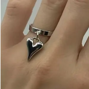 Ring Style White K