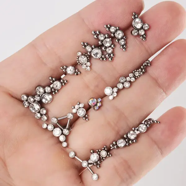 1 Piece Ear Cartilage Rings & Studs Simple Style Geometric 304 Stainless Steel G23 Titanium Stainless Steel Plating Inlay Rhinestones