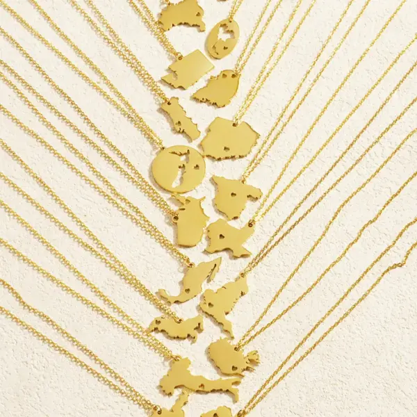 PVD Coated Real Gold Plated 18K Map Heart Shape 304 Stainless Steel Casual Simple Style Waterproof Non Tarnish Pendant Necklace