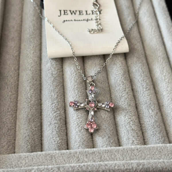 Wholesale Sweet Cool Style Spice Girl Cross Necklace Female Heavy Industry Diamond-encrusted Gothic European and American Style Y2K Necklace Design Clavicle Chain