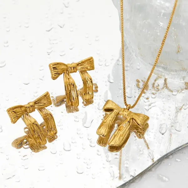Wholesale Real Gold Plated 316 Stainless Steel PVD Coated No Inlaid Bow Knot Waterproof Non Tarnish Simple Style Classic Style Earrings Necklace For Women's