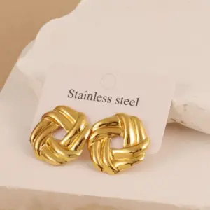 Gold / Average Size / Style 133