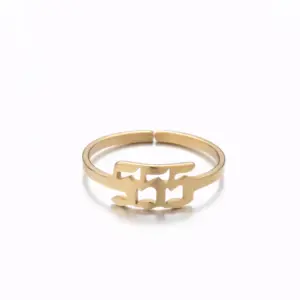 555 / Gold