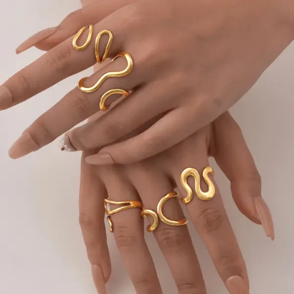 PVD Coated Real Gold Plated 18K Gold Irregular 201 Stainless Steel IG Style Basic Waterproof Non Tarnish Rings