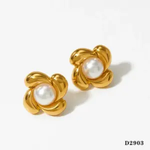 Gold Earrings D2903