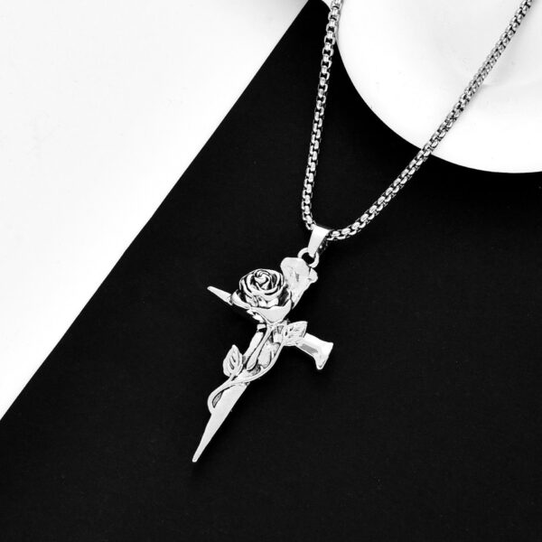 Wholesale Vintage Rose Cross personality hipster jewelry men's and women's long necklace Hip Hop couple alloy pendant sweater chain