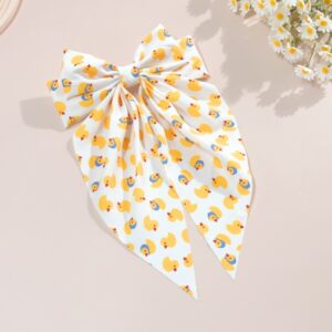 Scarf little yellow duck