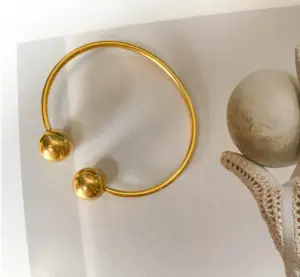 Wholesale PVD Coated Real Gold Plated 18K Gold Heart 304 Stainless Steel Titanium Steel Simple Style Waterproof Non Tarnish 304 Stainless Steel Titanium Steel