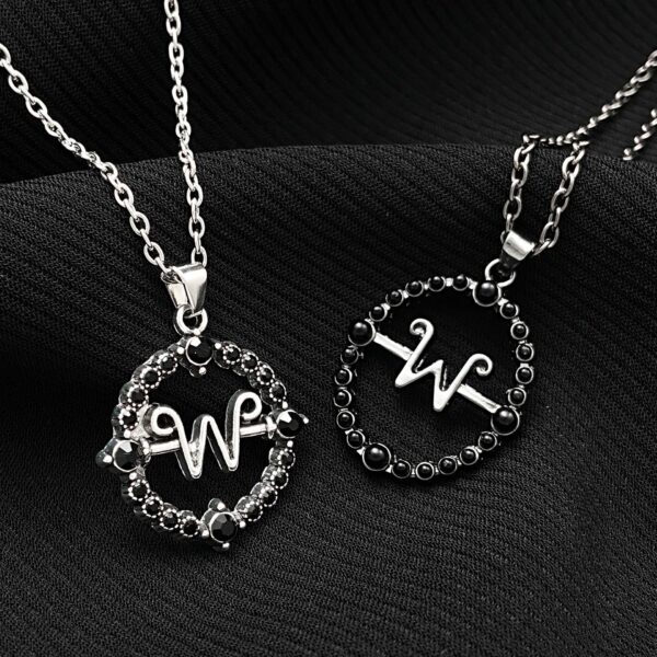Wholesale Cross-Border Hot Selling Wednesday Necklace for Men and Women, Fashionable Cut Out Round Letter W Pendant Clavicle Chain Wednesday
