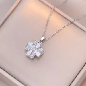 X0852 Steel Color Rotating Heart-Shaped Four-Leaf Flower Necklace [with Pendant]