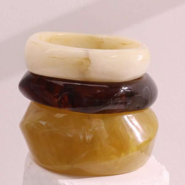 Wholesale Large Irregular Overlapping Resin Bracelet Pattern Special-Shaped Bracelet