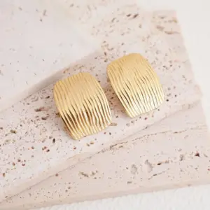 Gold / One Size / Style 25