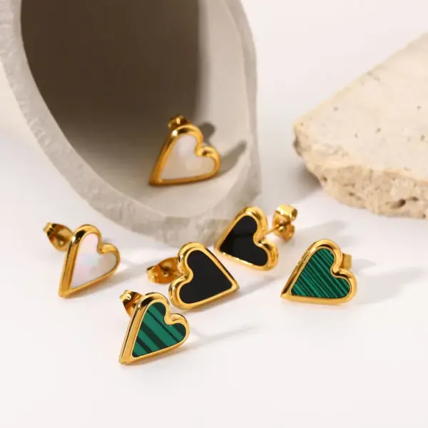 PVD Coated Real Gold Plated Heart 304 Stainless Steel Fashion Waterproof Non Tarnish 316 Stainless Steel Ear Studs