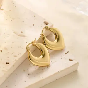 Eh003 Earrings / Gold