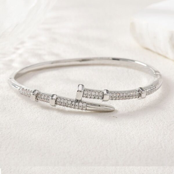 oly-e4db629bfe16621025774018f2831406 Wholesale 2025 New Cross-Border High-End Luxury Zirconia Bangle, Fashionable Diamond-Studded Open Bangle Jewelry