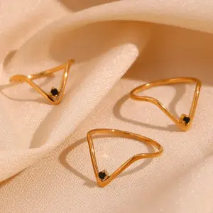 Wholesale Jewelry Vintage Style Simple Style Classic Style V Shape 304 Stainless Steel Rhinestones 18K Gold Plated Plating Inlay Rings