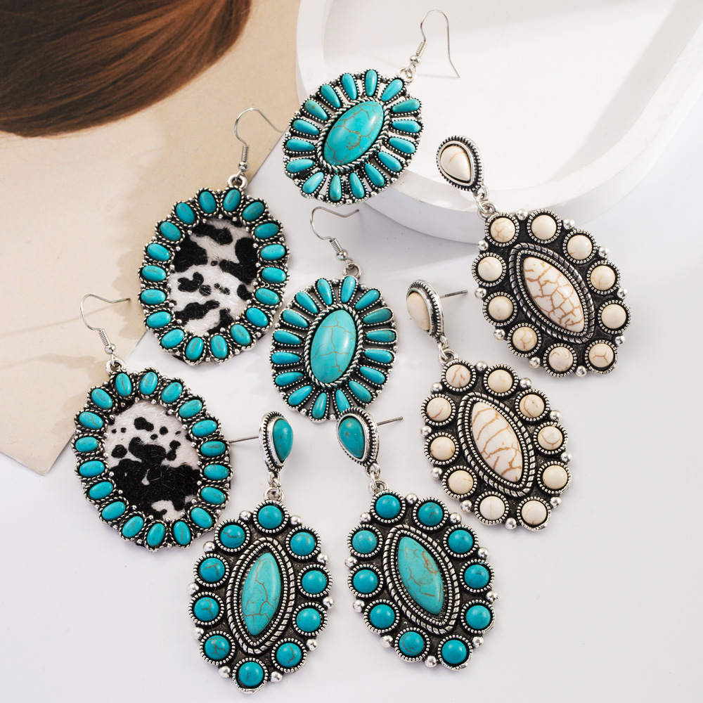 Wholesale European and American New Retro Bohemian Turquoise Leather Earrings Amazon Hot Selling Geometric Turquoise Exaerated Earrings