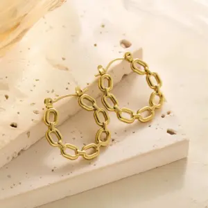 Eh020 Earrings / Gold