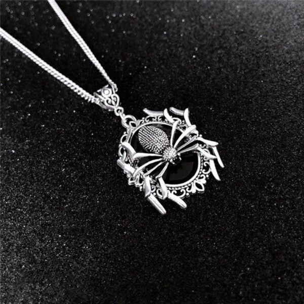 Wholesale Gothic Spider necklace, spider jewelry, Gothic jewelry, silver plated spider pendant