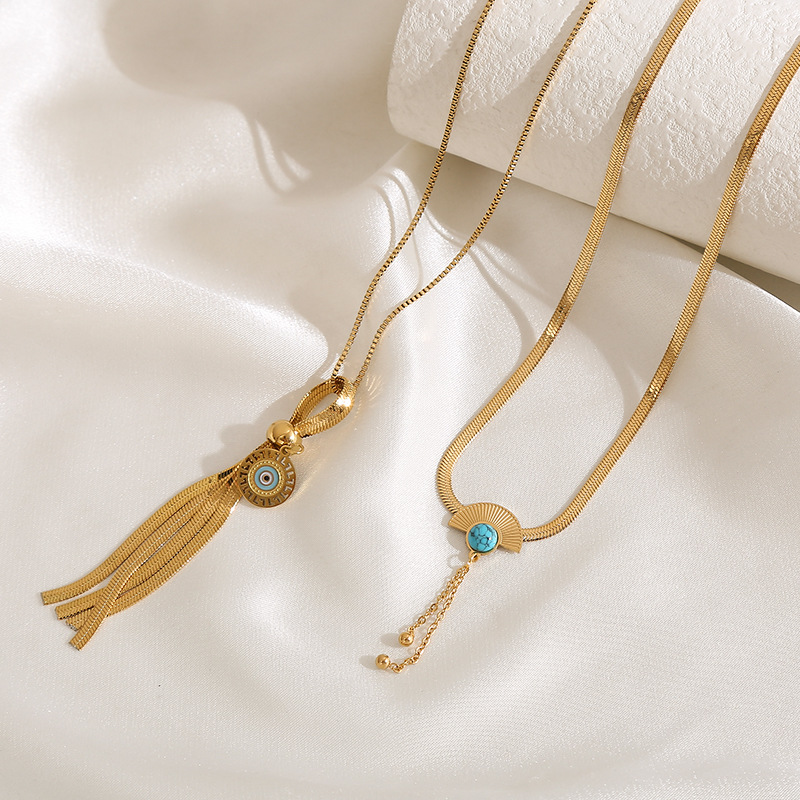 Wholesale titanium steel turquoise fan-shaped clavicle chain necklace stainless steel retro light temperament necklace