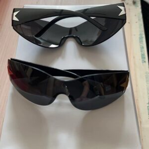 Black feet gray sheet