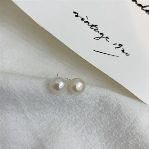 Wholesale 1 Pair Retro Solid Color Plating Freshwater Pearl Ear Studs