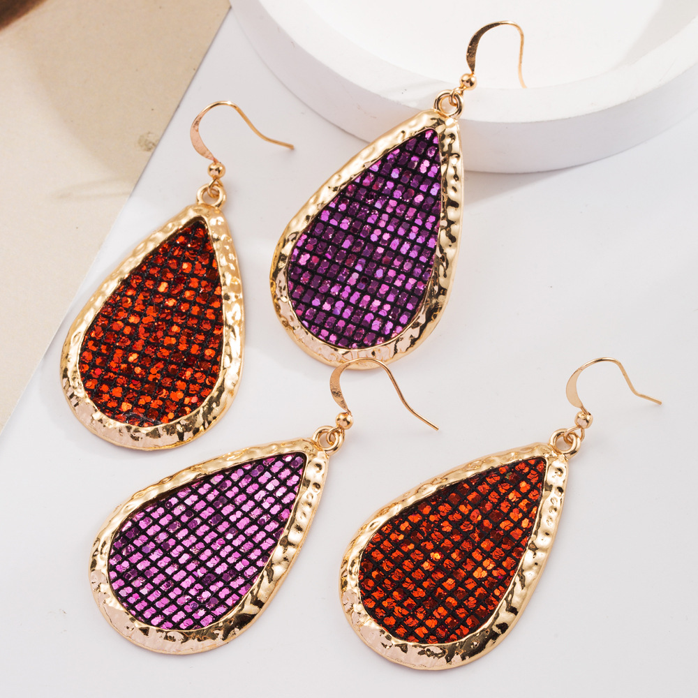 Wholesale European and American Fashion PU Leather Sequin op Earrings Simple Shiny Ball Party Exaerated Earrings Amazon Explosions