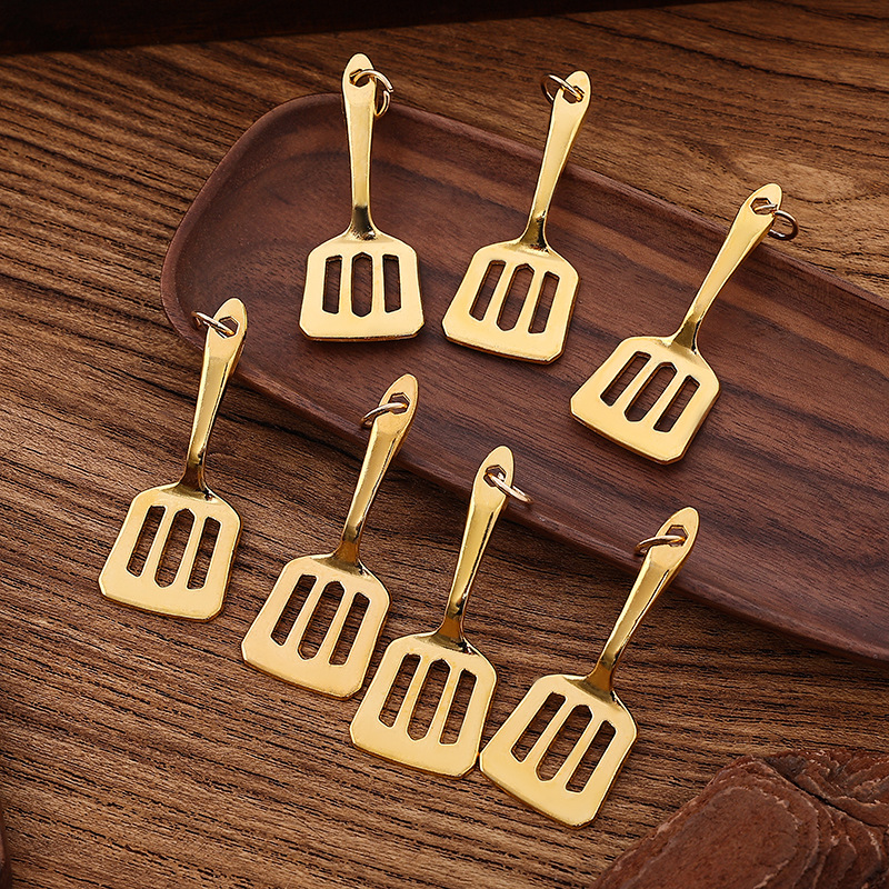 Wholesale LOL Cloud Top Game Gold Shovel Battle Pendant Gold Shovel Keychain Metal Pendant Gold Shovel Shovel Keychain