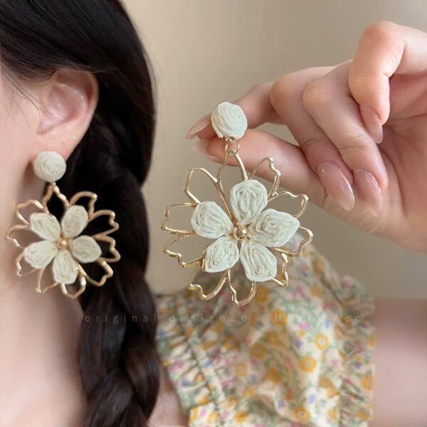 Wholesale [Holiday Island] Seaside Holiday Style Straw Suower Earrings Personality Elegant Skinny All-match Western Style Earrings