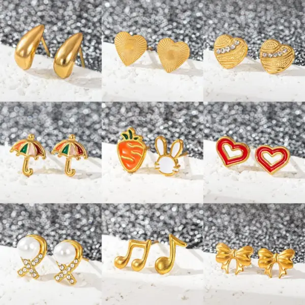 Wholesale 1 Pair Elegant U Shape Four Leaf Clover Heart Shape Titanium Steel 18K Gold Plated Ear Studs