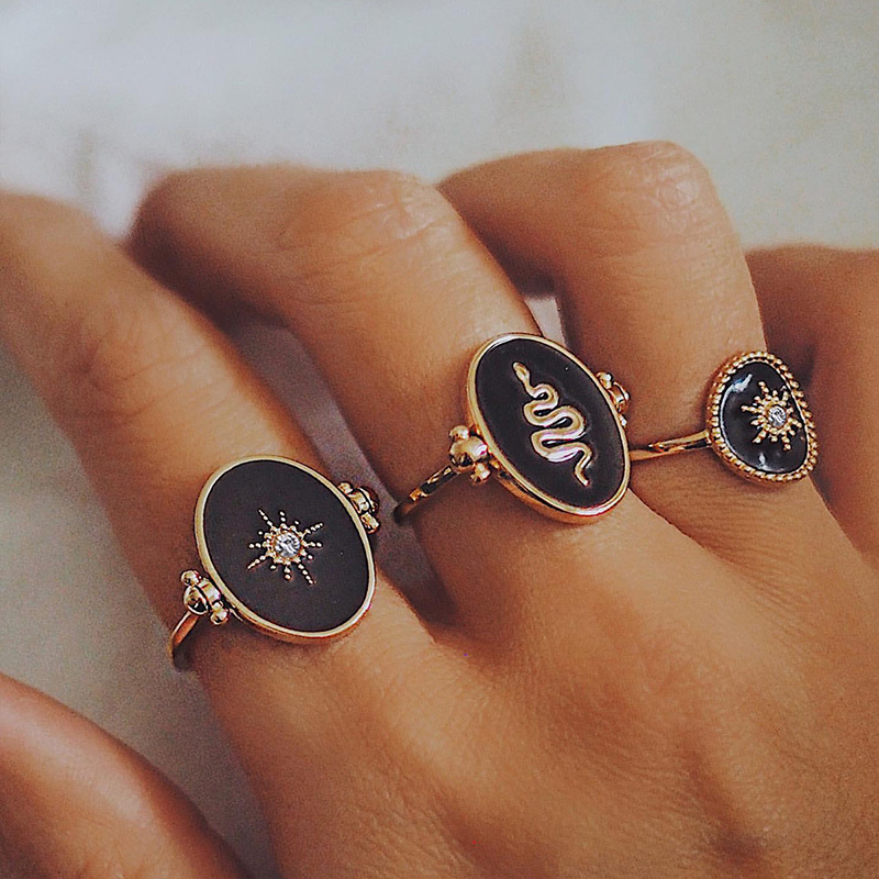 Wholesale French Retro Simple Jewelry Disc Diamond Starburst Sun Stacking Ring Set Snake-Shaped Electroplated Women's Ring