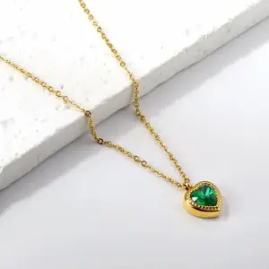 Green Heart-Shaped Diamond Pendant Necklace