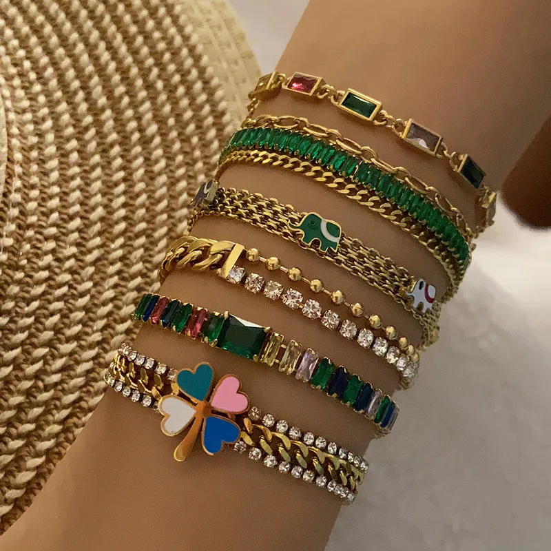 Wholesale PVD Coated 18K Gold Real Gold Plated Flower Stainless Steel Luxurious Waterproof Non Tarnish 304 Stainless Steel Bracelets