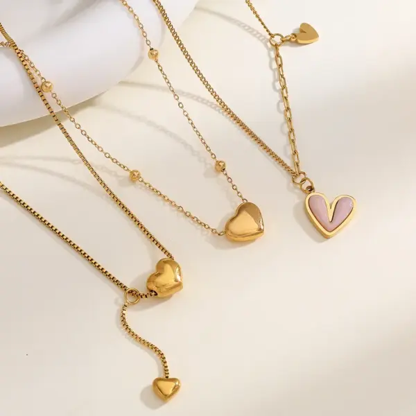 Wholesale PVD Coated Real Gold Plated 18K Gold Heart Shape 304 Stainless Steel Elegant Sexy Romantic Waterproof Non Tarnish 304 Stainless Steel Lobster Trigger Clasp Closure Pendant Necklace