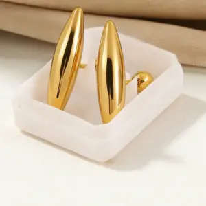 Gold / Average Size / Style 16