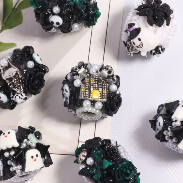 Wholesale Halloween Skull Devil Cartoon Straight Hole Loose Beads DIY Mobile Phone Chain Key Chain Bag Chain Jewelry Accessories