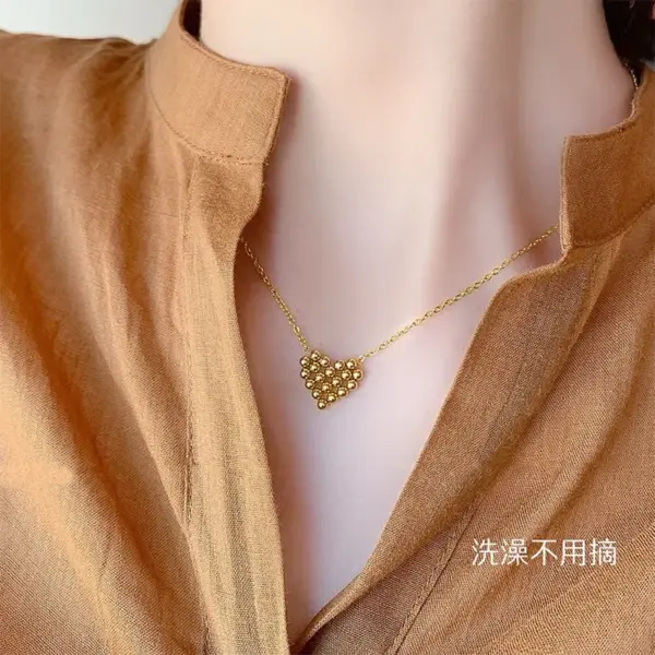 Wholesale PVD Coated Real Gold Plated 18K Gold Heart Shape 304 Stainless Steel Elegant Waterproof Non Tarnish 304 Stainless Steel Pendant Necklace