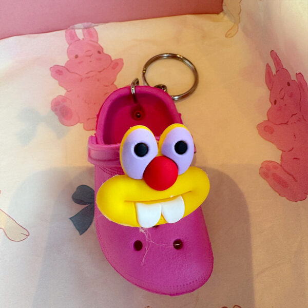 Wholesale Funny compact new mini slippers hole shoes car cute wind couple keychain backpack pendant small gift