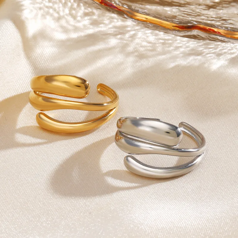 Wholesale Ion Plating (IP) 18K Gold Plated Lines 304 Stainless Steel Simple Style Waterproof Non Tarnish Open Rings