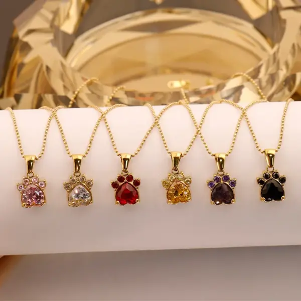 Wholesale Ion Plating (IP) 18K Gold Plated Paw Print 304 Stainless Steel Vintage Style Shiny IG Style Waterproof Non Tarnish 304 Stainless Steel Pendant Necklace