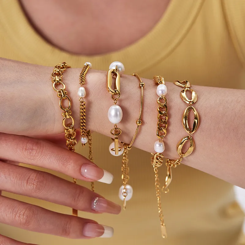 Wholesale PVD Coated Real Gold Plated 18K Gold Solid Color 201 Stainless Steel Freshwater Pearl Cute Wedding Bridal Waterproof Non Tarnish 201 Stainle