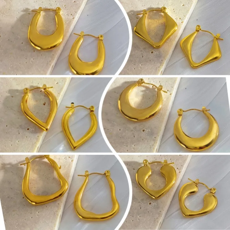 Wholesale 1 Pair Elegant Retro Geometric Heart Shape Titanium Steel Earrings