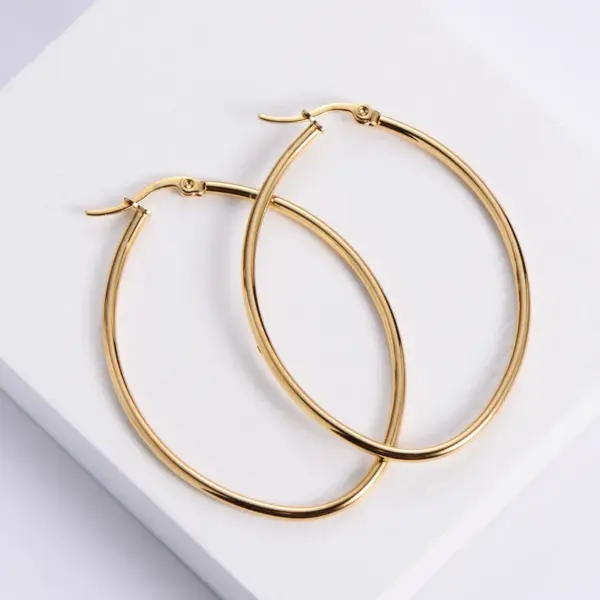 Wholesale PVD Coated Imitation Gold Heart Stainless Steel Simple Style Waterproof Non Tarnish Earrings