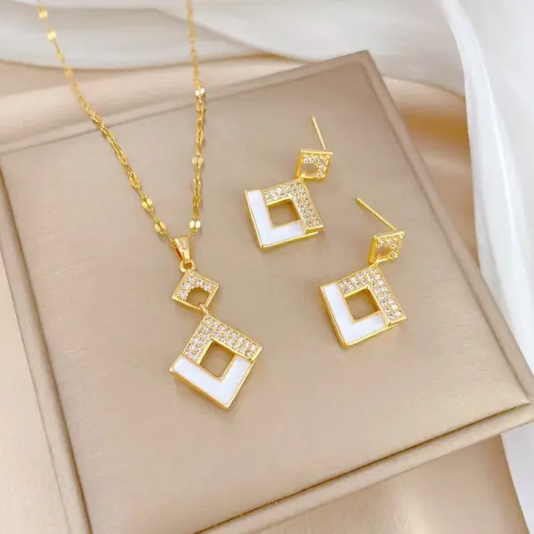 Wholesale Electroplating Golden Plated Geometric Titanium Steel Casual Titanium Steel Earrings Necklace