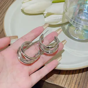 E0214 Silver Silver Needle