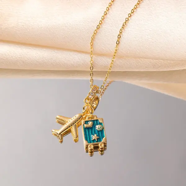 Wholesale Jewelry Simple Style Commute Titanium Steel Copper Diamond Pendant Necklace